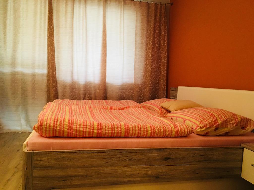 Apartman Jarosova Znojmo Buitenkant foto